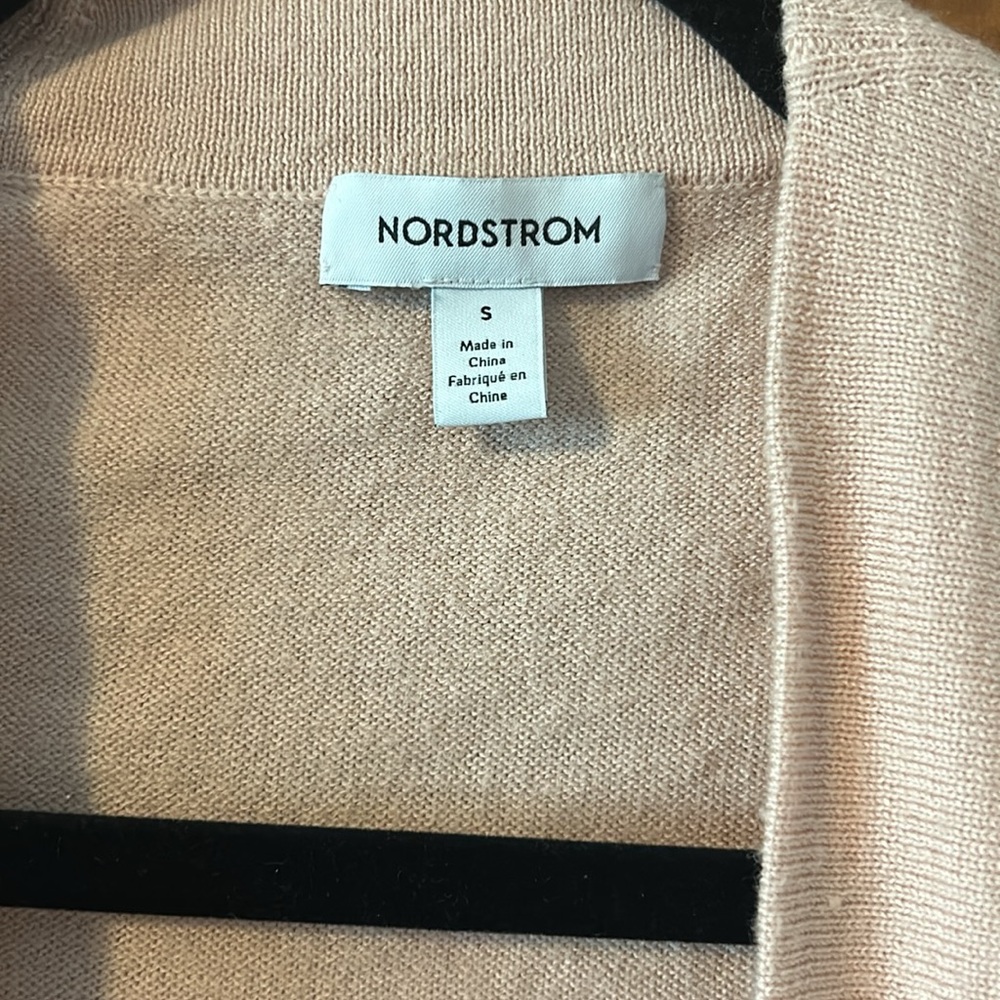 Sweater - Picture 2 of 4